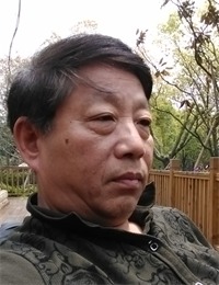 李青